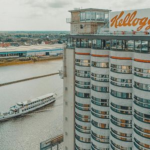 John & Will Silo-Hotel By Guldsmeden